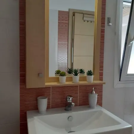 شقة Perfect Location, το τέλειο μέρος για τις αποδράσεις σας! *